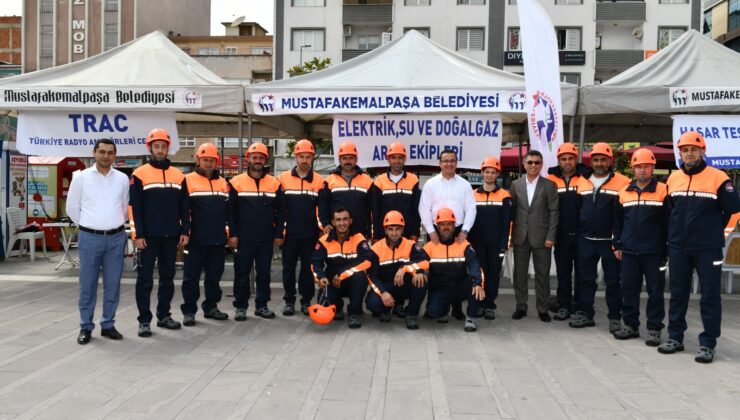 Mustafakemalpaşa’da hizmetin sınırı yok