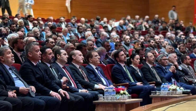 Yeniden Refah Partisi Bursa adaylarını tanıttı