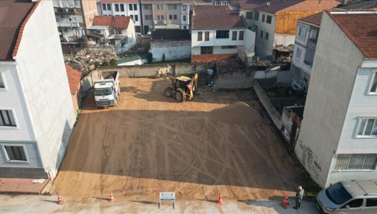 Hamidiye Mahallesi 40 Araçlık Otopark Kazanıyor