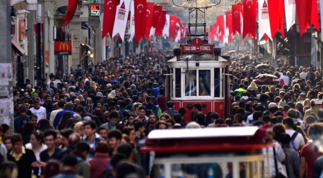 Türkiye’de işsizlik oranı Ekim’de yüzde 8,8’e yükseldi