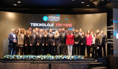 TÜGİAD Bursa, Teknoloji Zirvesi düzenledi