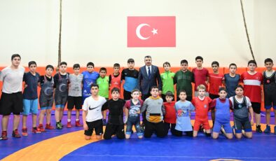 Yıldırım’da güreş sporuna destek
