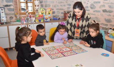 Molla Yegân Çocuk Üniversitesi’nde eğitim dönemi açıldı