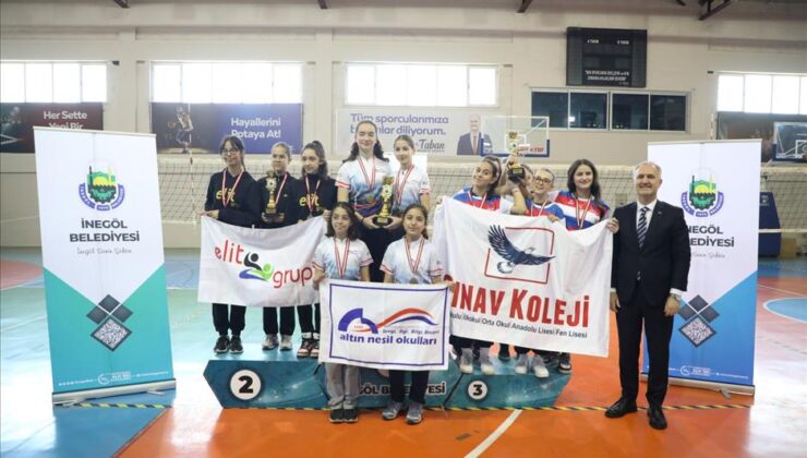 İnegöl’de 8. Okullar Arası Spor Festivali başladı
