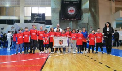 İnegöl dağcıları Isparta’dan üç madalyayla döndü