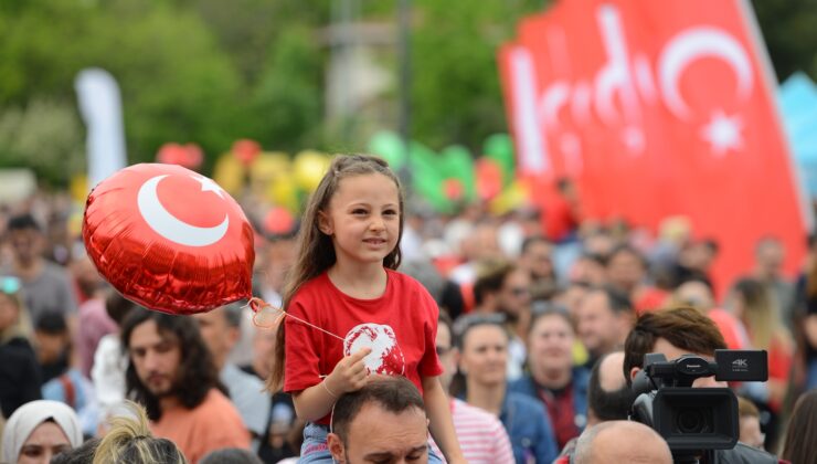Nilüfer’de çocuklar 23 Nisan’ı meydanda kutlayacak
