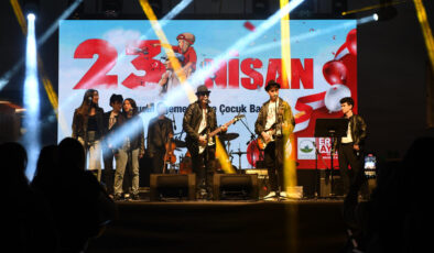 Osmangazi’de 23 Nisan coşkusu konserlerle başladı
