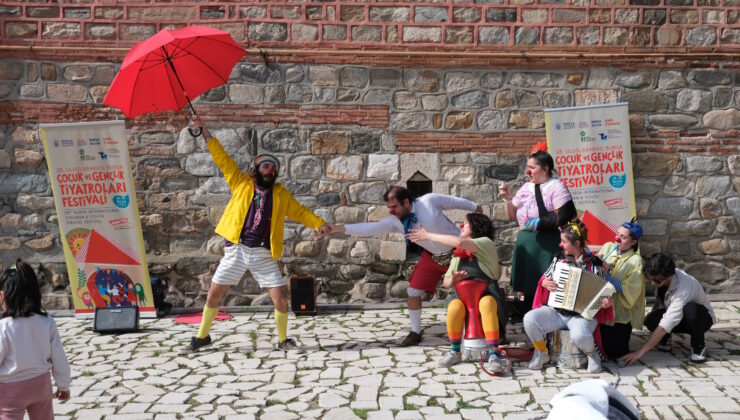 Bursa’da Çocuk ve Gençlik Tiyatroları Festivali son buldu