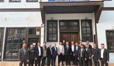 Anahtar Parti’den İnegöl çıkartması: Milli sermaye vurgusu