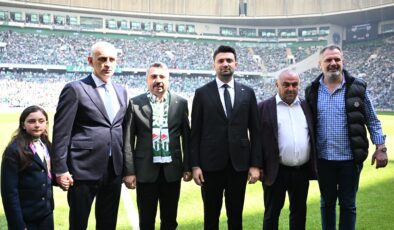 Yıldırım’ın projesi Fair Play Ödülü aldı, Bursa şampiyonluğu kutladı