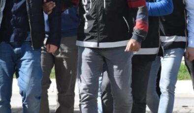 İzmir 1 Mayıs gözaltıları: Öğrenci ve sendikacılara operasyon