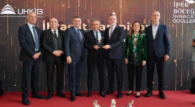 İhracatın şampiyonları Bursa’da ödül aldı