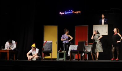 Bursa’da emek ve sanat buluştu: İşçi Tiyatroları Festivali perdelerini açtı