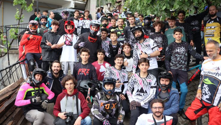 Bursa’da Türkiye’nin ilk ‘Urban Downhill’ yarışı nefesleri kesti