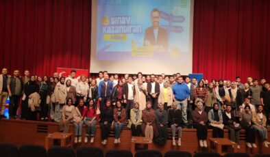 Gri Koç, Bursa’da “Sınav Kazandıran Taktikler”i anlattı