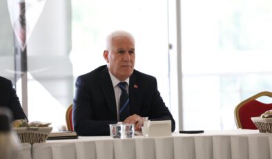 Mustafa Bozbey’den “100 Küçük Aile İşletmesine Hayvan Desteği” projesi