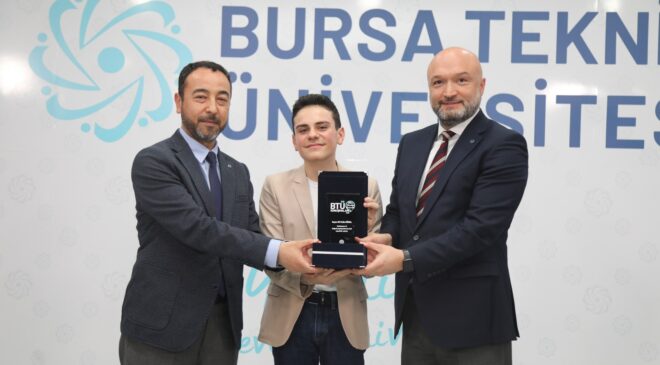 BTÜ’nün konuğu A Milli Satranç Sporcusu GM Ediz Gürel: Hedefim dünya şampiyonu olmak