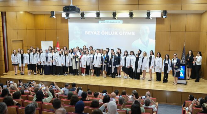 Mudanya Üniversitesi’nde beyaz önlük giyme töreni 