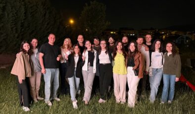 Bursa’da açık hava film gösterimi ile serebral palsili bireylere destek