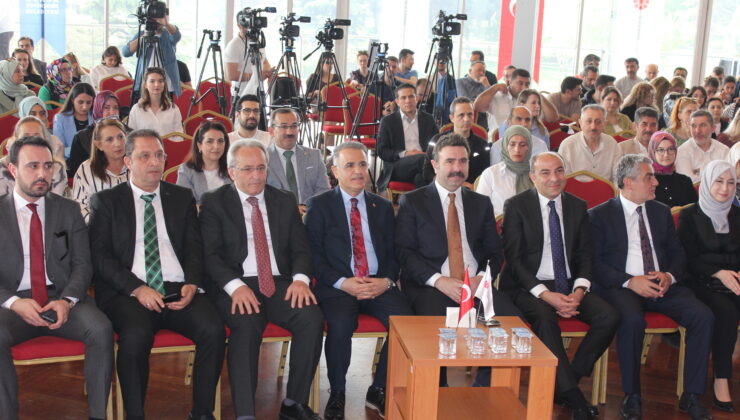 Kurumlar Bursa’da dezenformasyona karşı güç birliği yaptı