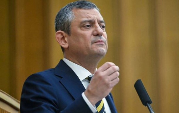 Özel’den Erdoğan’a çağrı: “Belediyeler üzerindeki siyasi baskıyı kaldırın”