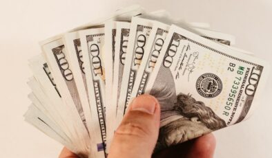 Dolar ve euro İstanbul serbest piyasada güne yükselişle başladı
