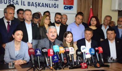 CHP Bursa’dan Özgür Özel’e saldırıya tepki: “Korkmayız, yılmayız, geri çekilmeyiz”