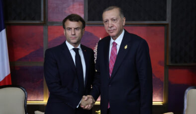 Erdoğan-Macron görüşmesinde “Çelik Kubbe” vurgusu