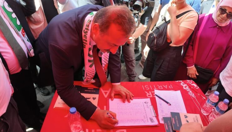 Yavuz Ağıralioğlu Bursa’da Ümit Özdağ için imza attı