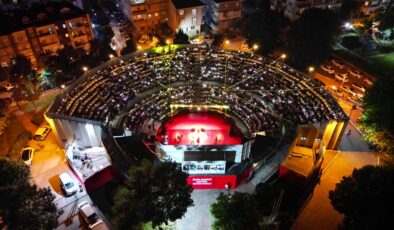 İnegöl Belediyesi Halk Dansları Topluluğu 14. Yılını Muhteşem Bir Geceyle Kutluyor