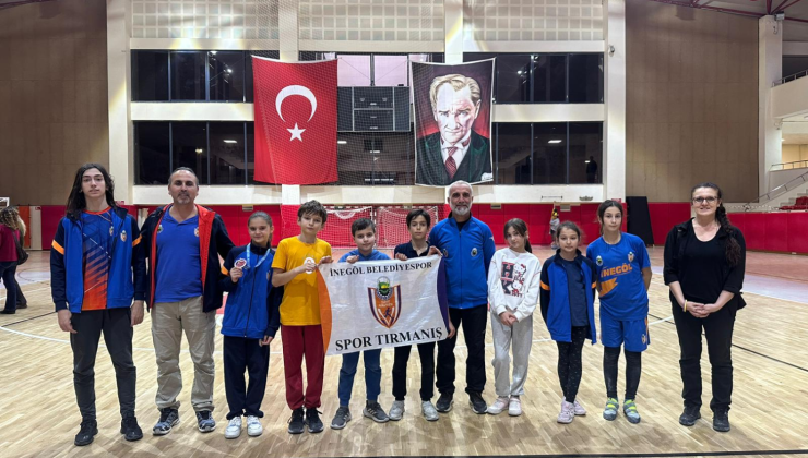 İnegöl Belediyespor Isparta’da kürsüye çıktı