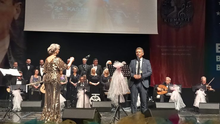 Bursa’da sanat dolu geceye Başkan Deviren damga vurdu
