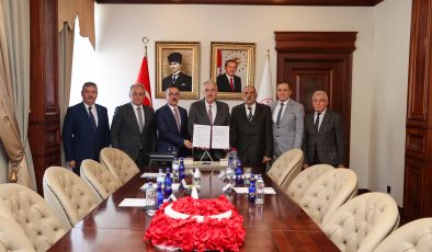 İnegöl’e kazandırılacak 16 derslikli okul için protokol imzalandı