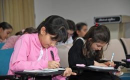 Osmangazi’de çocuklar yazarlık yolculuğunda bir adım daha ileri