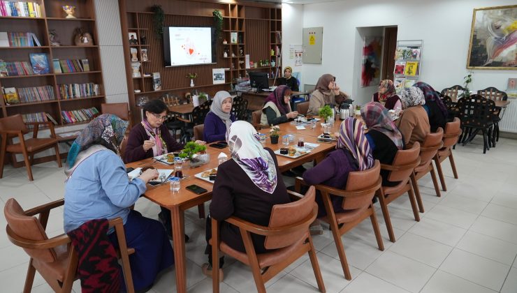 50 yıllık dostluk Gürsu Kadınlar Lokali’nde buluştu