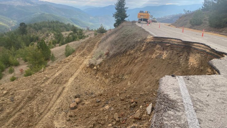 Bursa’da yağış sonrası kapanan yollar tek tek açıldı