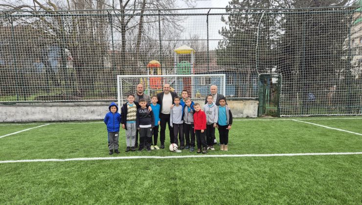 Eski saha gitti, modern tesis geldi