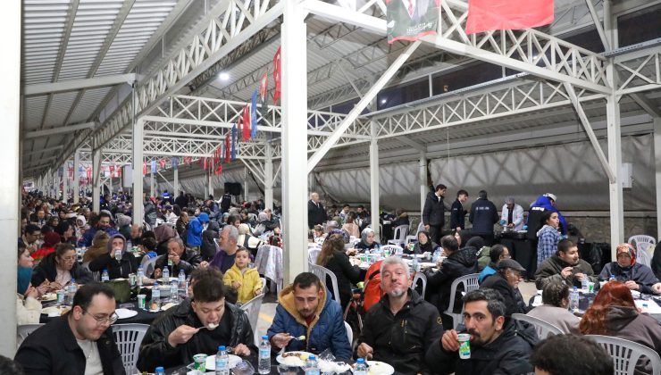 Bursa Büyükşehir 17 ilçede iftar programı düzenliyor