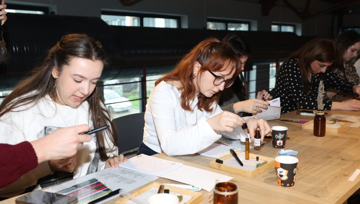 Nilüfer’de duyuların keşfi: Doğal parfüm atölyesi