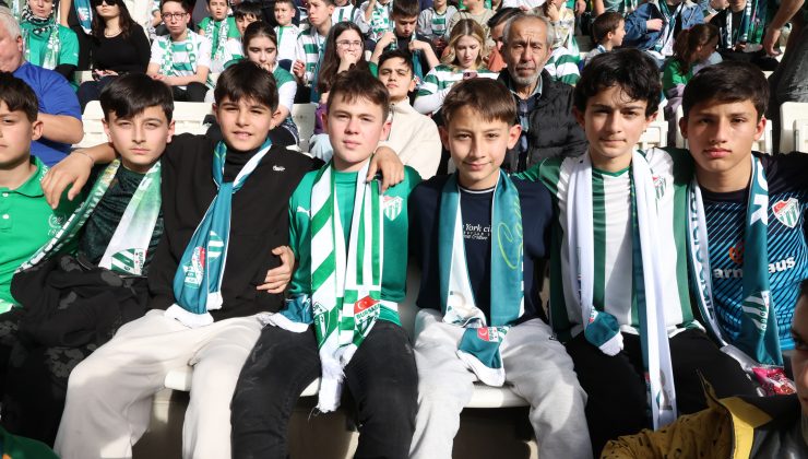 Osmangazi’nin çocukları ilk maç heyecanını yaşadı