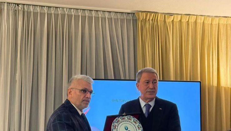 Münih Başkonsolosluğu’nda Hulusi Akar STK Temsilcileriyle Buluştu