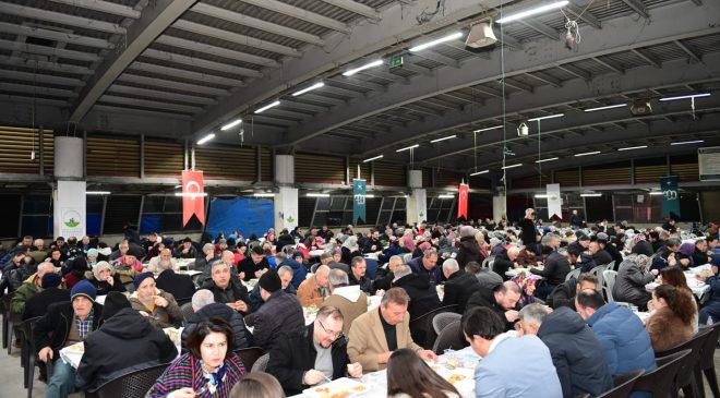 Çiftehavuzlar sakinleri iftar sofrasında buluştu