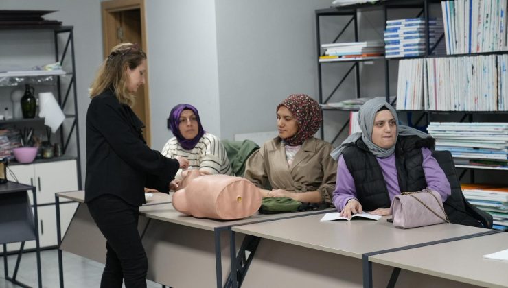 Yaşlı bakımına profesyonel adım