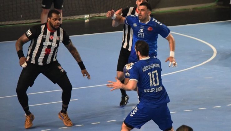Nilüfer Beşiktaş’ın namağlup unvanını sildi