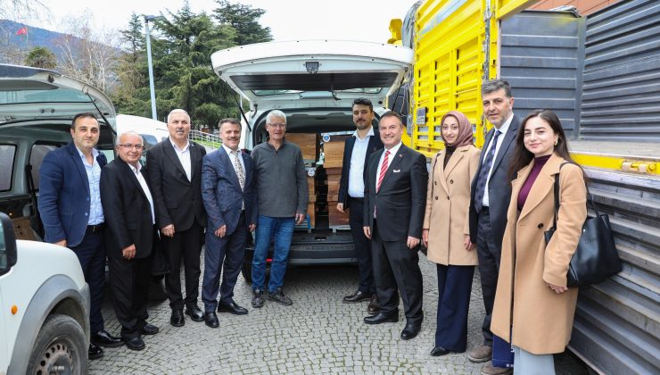 Arıcıların yüzü gülüyor: Büyükşehir’den 750 kovanlık dev katkı