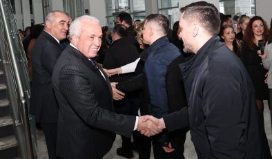 Başkan Şadi Özdemir’den belediye personeline bayram teşekkürü