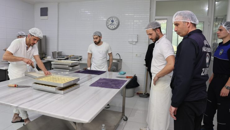Bayram öncesi tatlı üreticilerine denetim