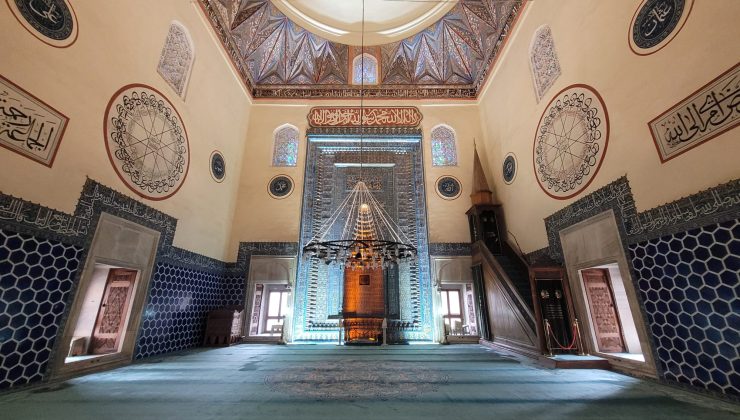 Bursa’nın Yeşil Mirası: Yeşil Camii ve Yeşil Türbe ziyaretçilerini büyülüyor