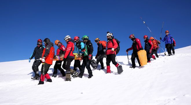 Osmangazi arama kurtarma ekibi çığ tatbikatında görev aldı