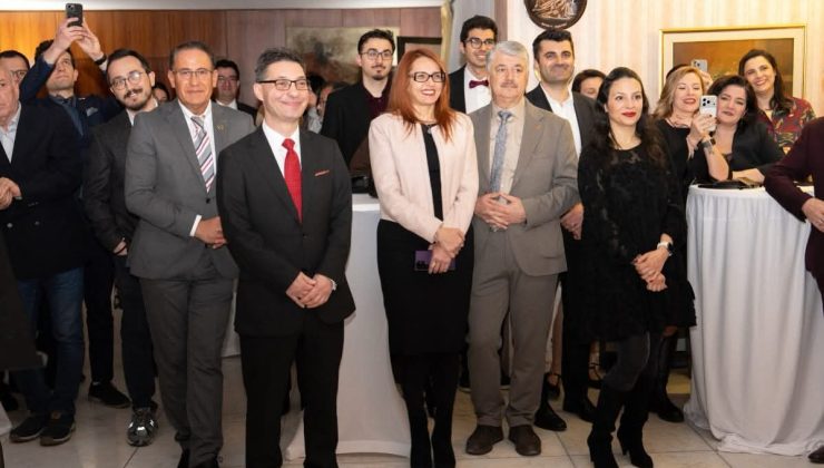 Dünya Tiyatrolar Günü Münih’te coşkuyla kutlandı